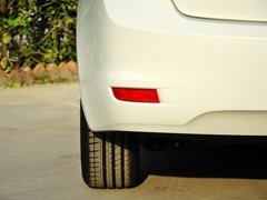 2013款 2.0L 自动 精锐版