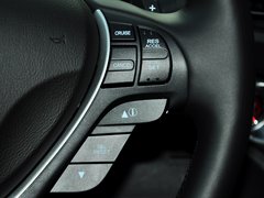 2013款 2.0L 自动 精锐版