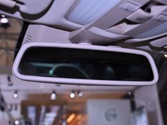 2014款 E400L 3.0T 自动 运动轿车豪华型