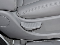 2014款 2.0L 自動 公務版