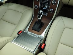 沃尔沃S80L 2014款 T5 2.0T 自动 智雅版