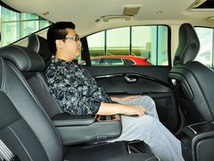 2014款 T5 2.0T 自动 智尊行政版