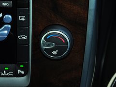 2014款 T5 2.0T 自动 智尊行政版