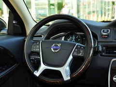 2014款 T5 2.0T 自动 智尊行政版