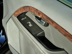 2014款 T5 2.0T 自动 智尊行政版