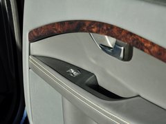 2014款 T5 2.0T 自动 智尊行政版