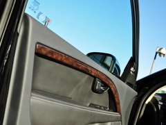 2014款 T5 2.0T 自动 智尊行政版