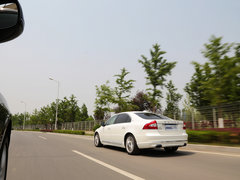 2014款 T5 2.0T 自动 智尊行政版