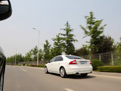 2014款 T5 2.0T 自动 智尊行政版