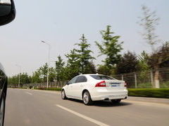 2014款 T5 2.0T 自动 智尊行政版