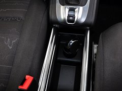 2013款 1.4T 自动 舒适型 5座