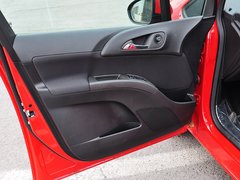 2013款 1.4T 自动 舒适型 5座