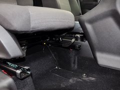2013款 1.4T 自动 舒适型 5座