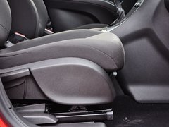 2013款 1.4T 自动 舒适型 5座