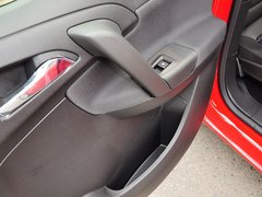 2013款 1.4T 自动 舒适型 5座