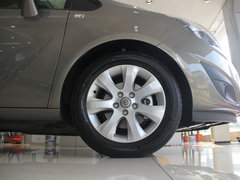 2013款 1.4T 自动 豪华型 5座