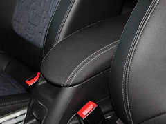 2013款 1.4T 自动 豪华型 5座