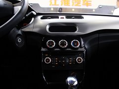 2014款 1.5L AMT 天窗型