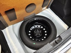2014款 1.5L AMT 天窗型