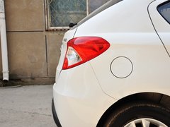 2014款 1.5L AMT 天窗型