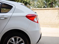 2014款 1.5L AMT 天窗型