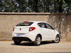 2014款 1.5L AMT 天窗型