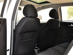 2014款 1.5L AMT 天窗型