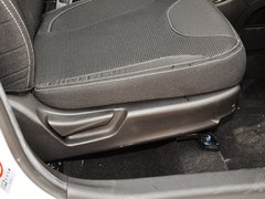 2014款 1.5L AMT 天窗型
