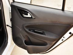 2014款 1.5L AMT 天窗型