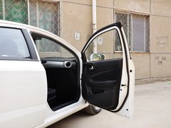 2014款 1.5L AMT 天窗型
