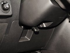 2014款 1.5L AMT 天窗型
