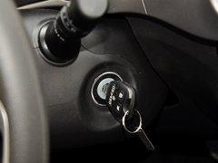 2014款 1.5L AMT 天窗型