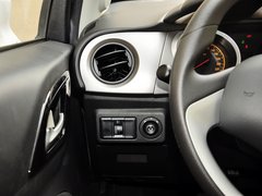 2014款 1.5L AMT 天窗型