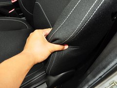 2014款 1.5L AMT 天窗型