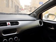 2014款 1.5L AMT 天窗型