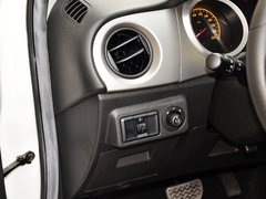 2014款 1.5L AMT 天窗型