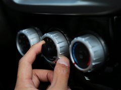2014款 1.5L AMT 天窗型