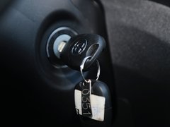 2014款 1.5L AMT 天窗型