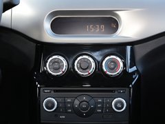 2014款 1.5L AMT 天窗型