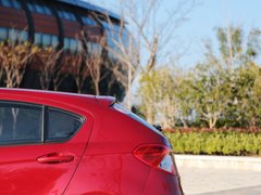 2014款 1.5L AMT 天窗型