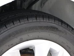 2014款 1.5L AMT 天窗型