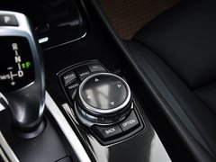 2014款 535i 3.0T AT 设计套装型