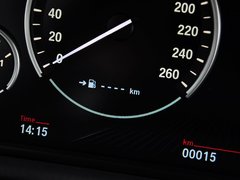 2014款 535i 3.0T AT 设计套装型