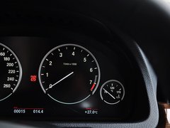 2014款 535i 3.0T AT 设计套装型