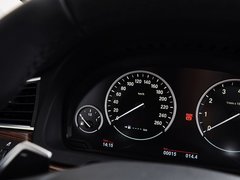 2014款 535i 3.0T AT 设计套装型