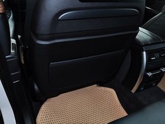 2014款 535i 3.0T AT 设计套装型