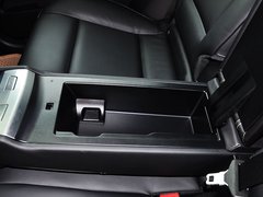 2014款 535i 3.0T AT 设计套装型
