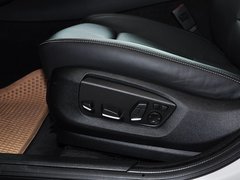 2014款 535i 3.0T AT 设计套装型