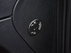 2014款 535i 3.0T AT 设计套装型