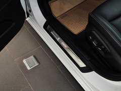 2014款 535i 3.0T AT 设计套装型